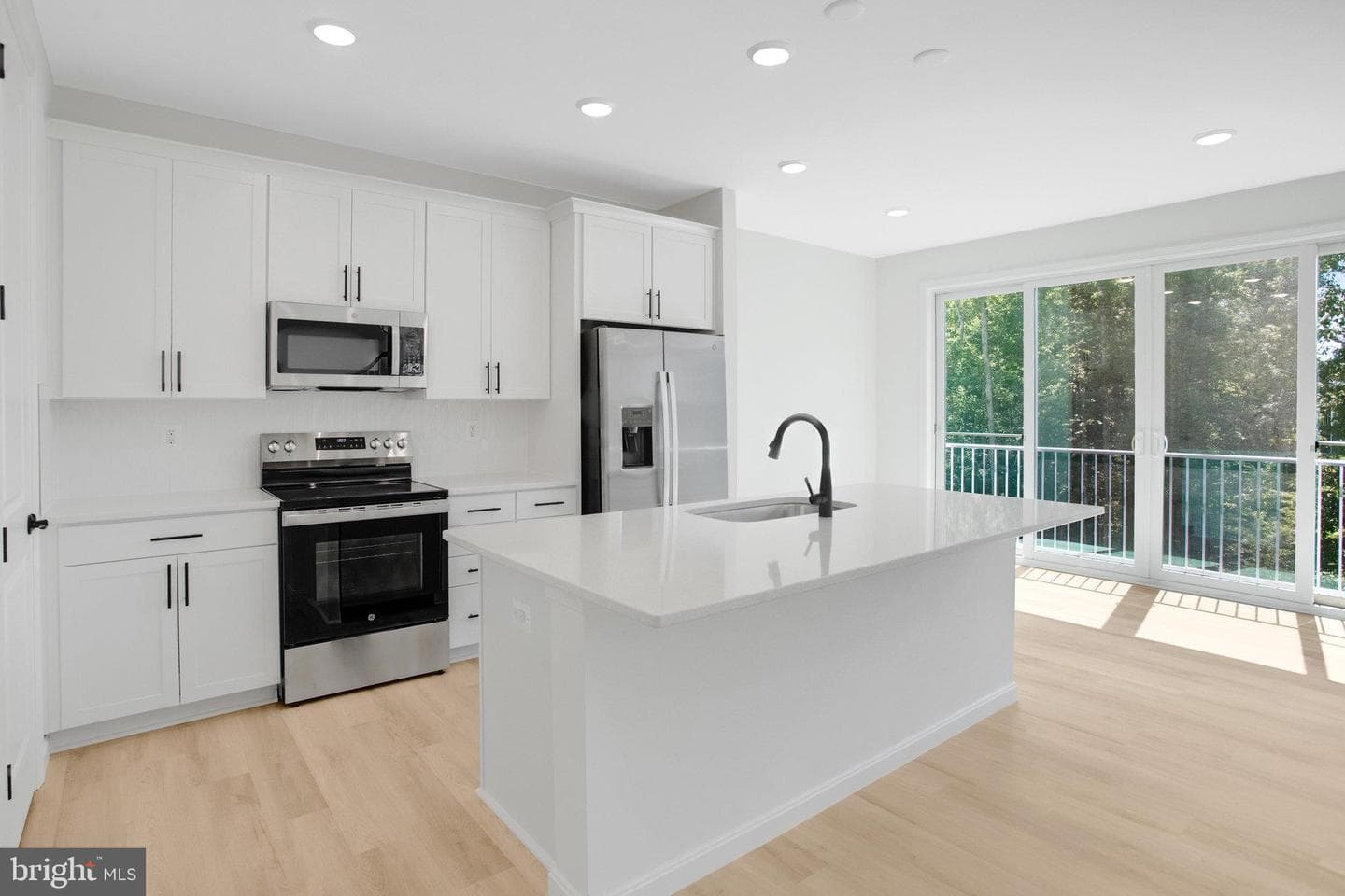 35598 Pine Needle Lane photo 5