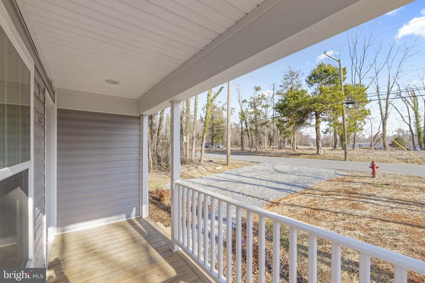 328 East Street photo 8