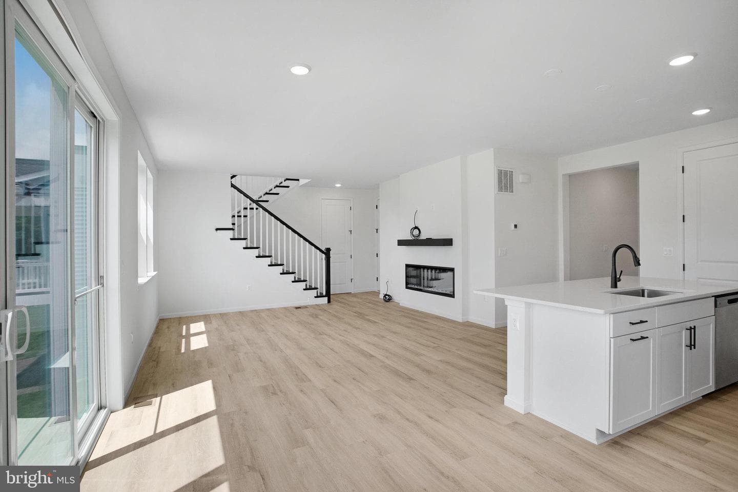 520 Aster Lane photo 12