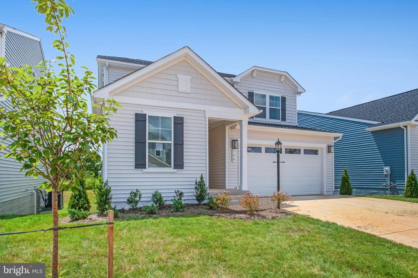 520 Aster Lane photo 3