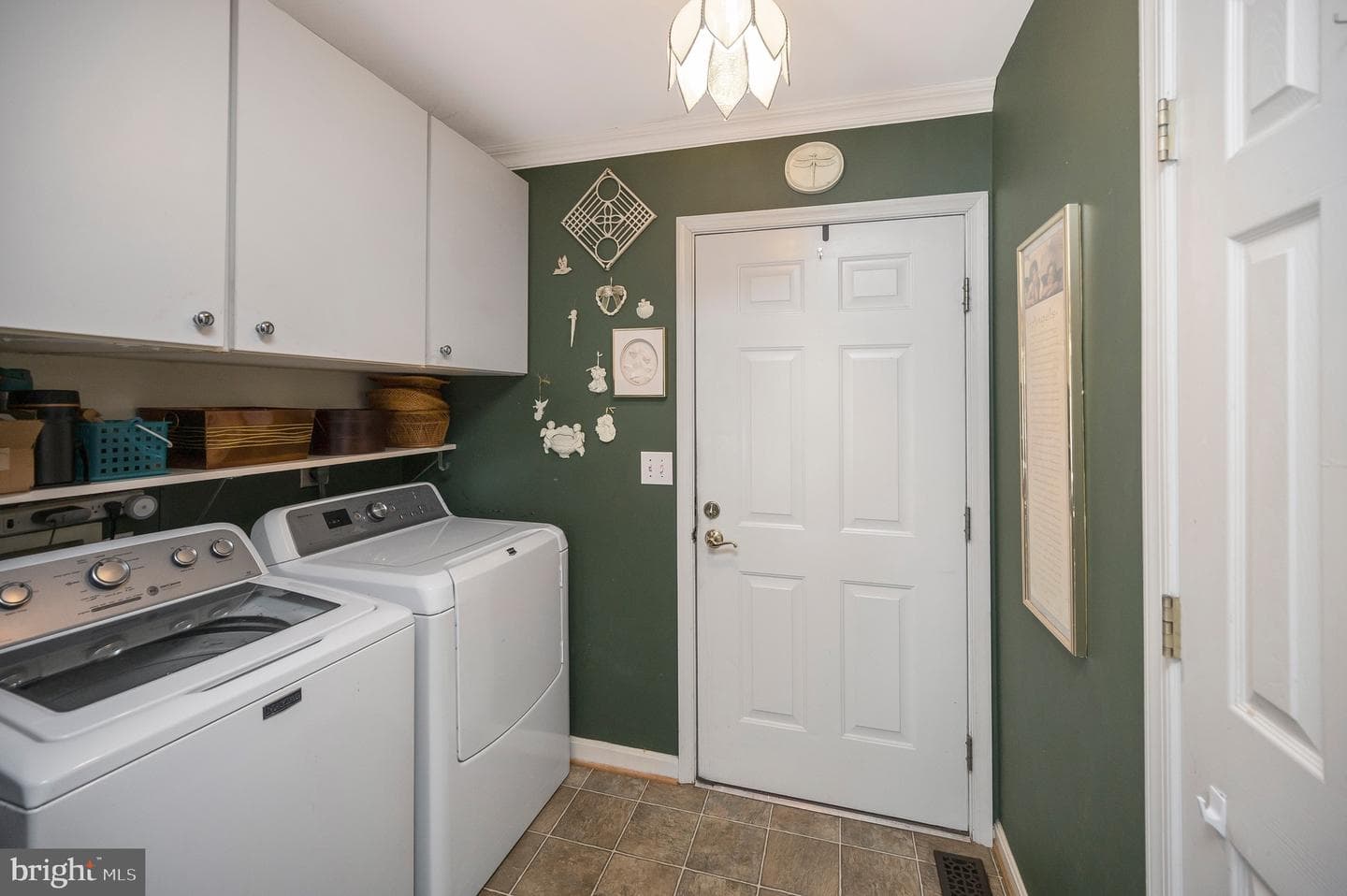 119 Washington Street photo 13