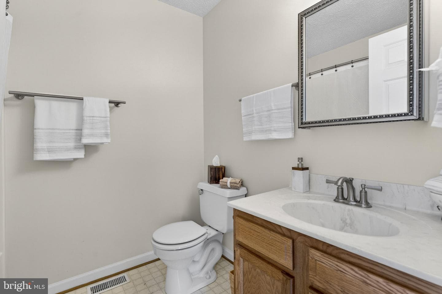11576 Walters Road photo 32