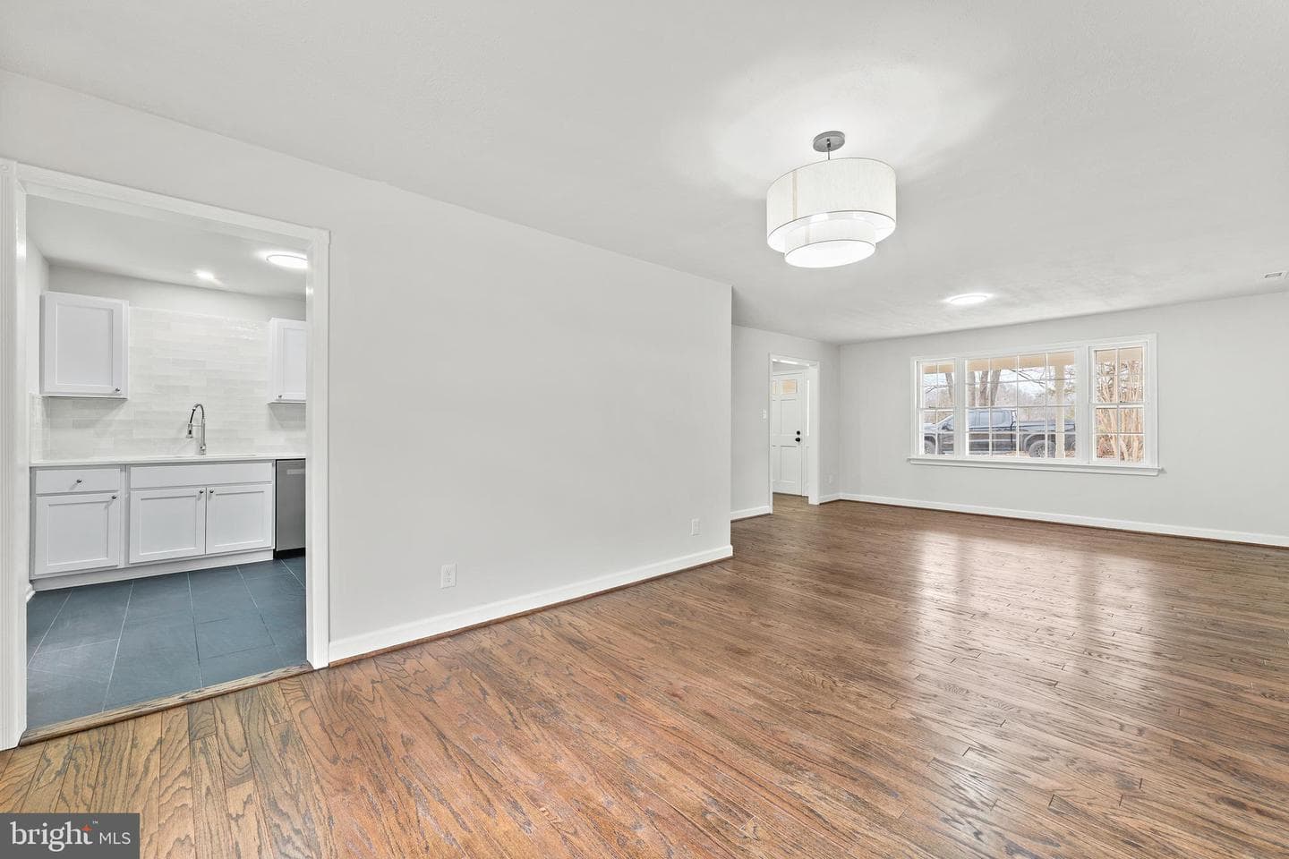 10316 Meadows Road photo 20