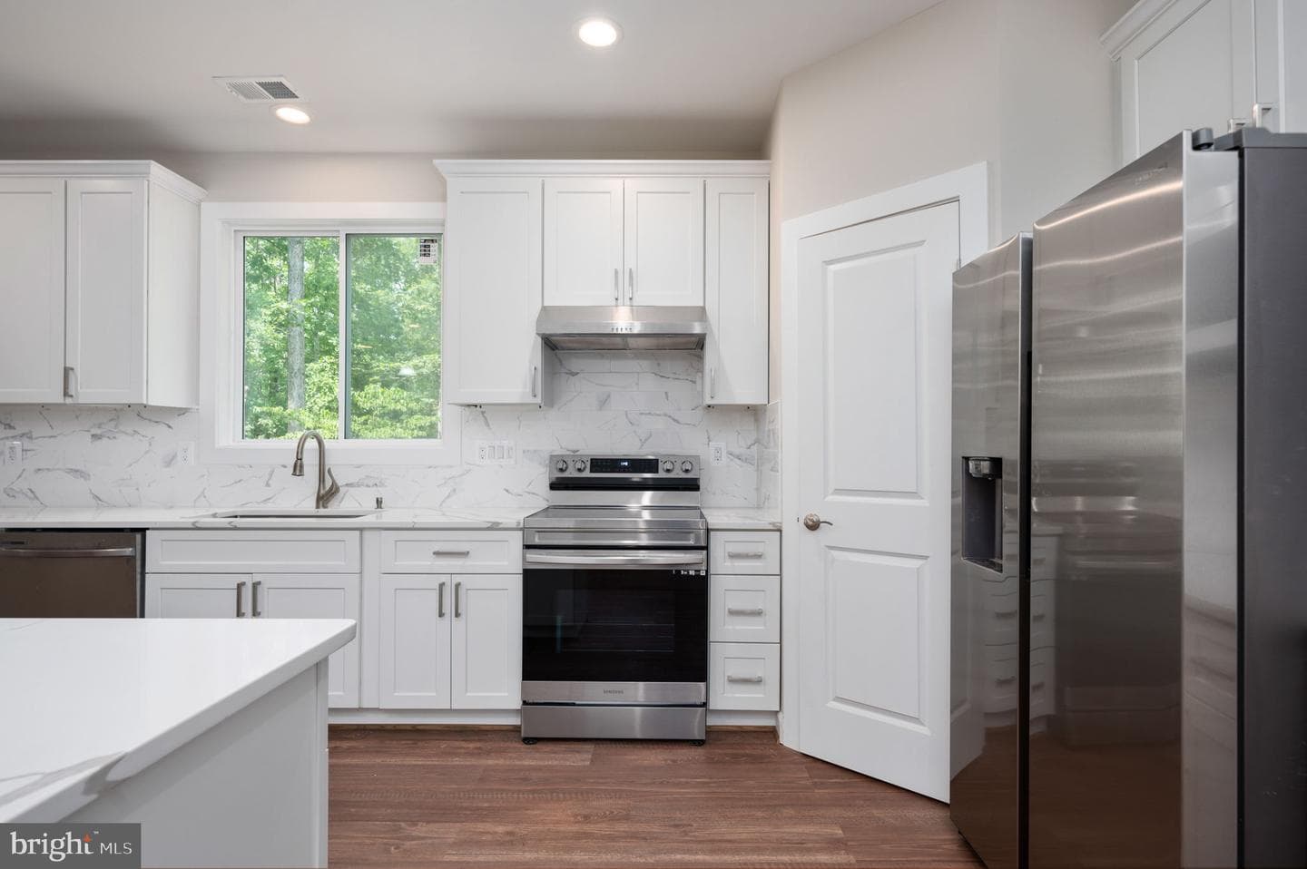 107 Gold Valley Road photo 8