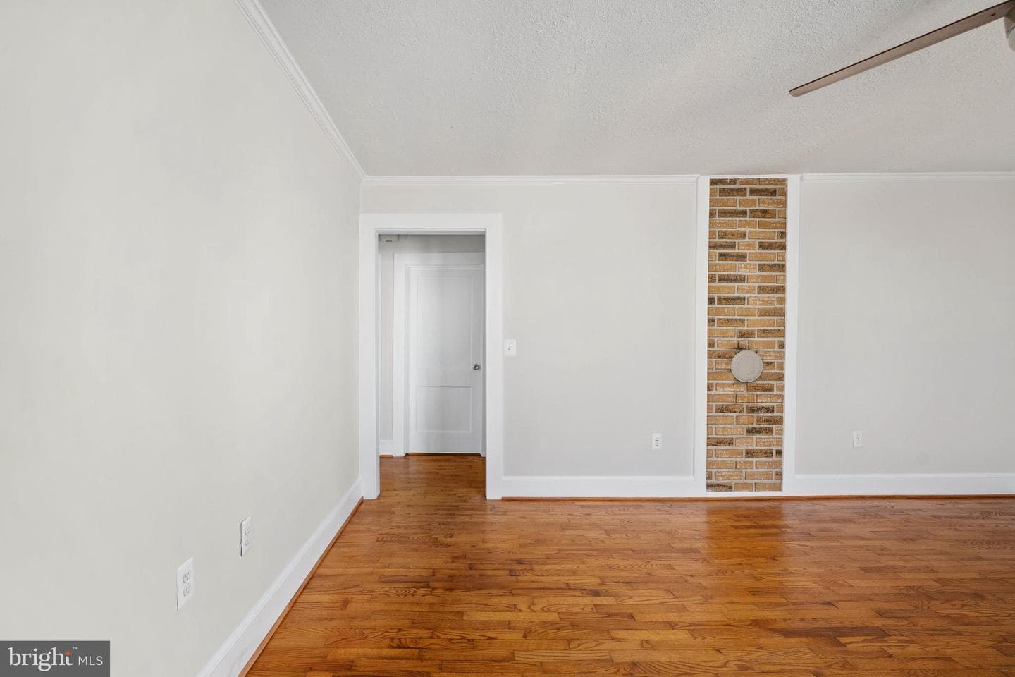 246 Berry Street photo 12