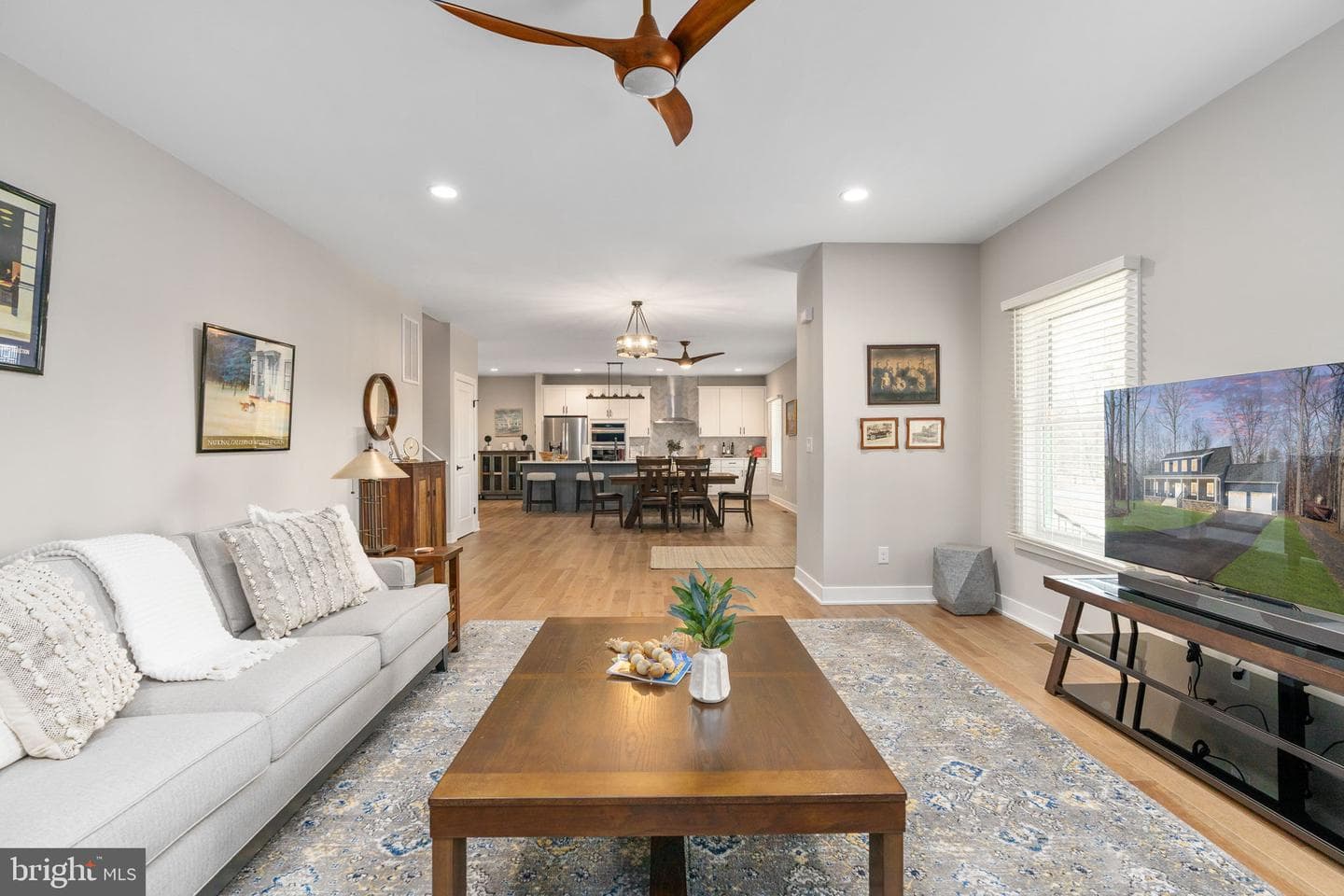 261 Washington Street photo 13