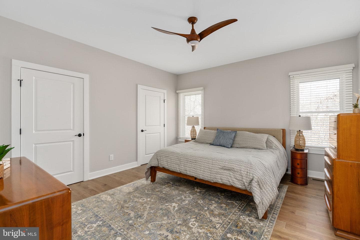 261 Washington Street photo 25
