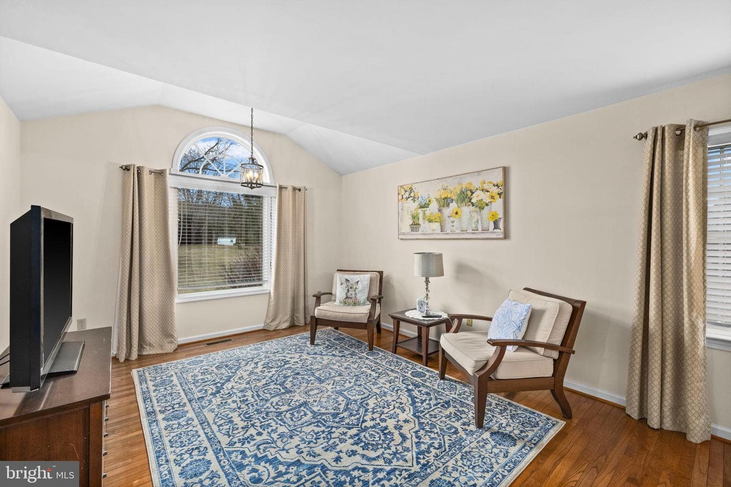 6357 Spotswood Trl photo 10
