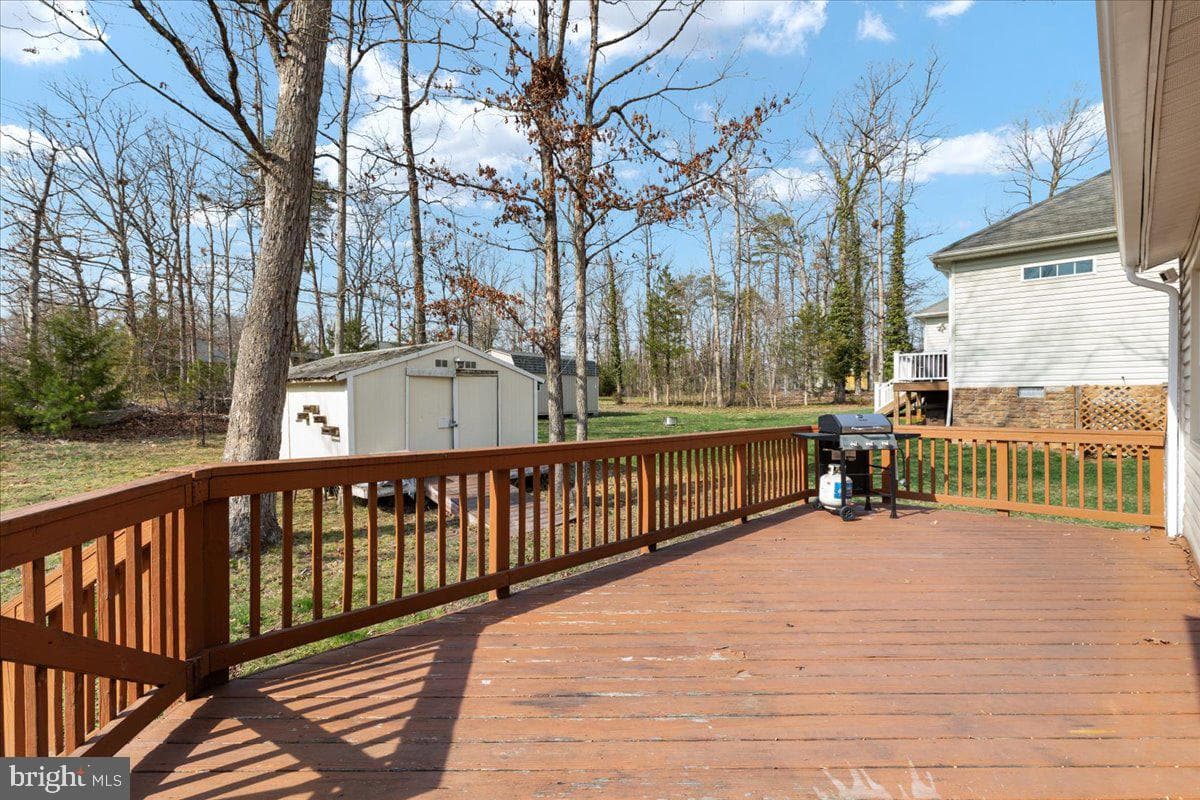 904 Lakeview Parkway photo 24