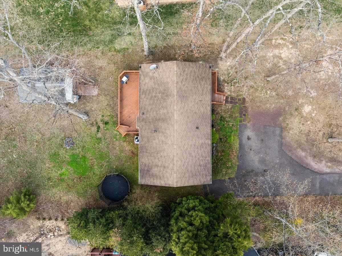 904 Lakeview Parkway photo 35