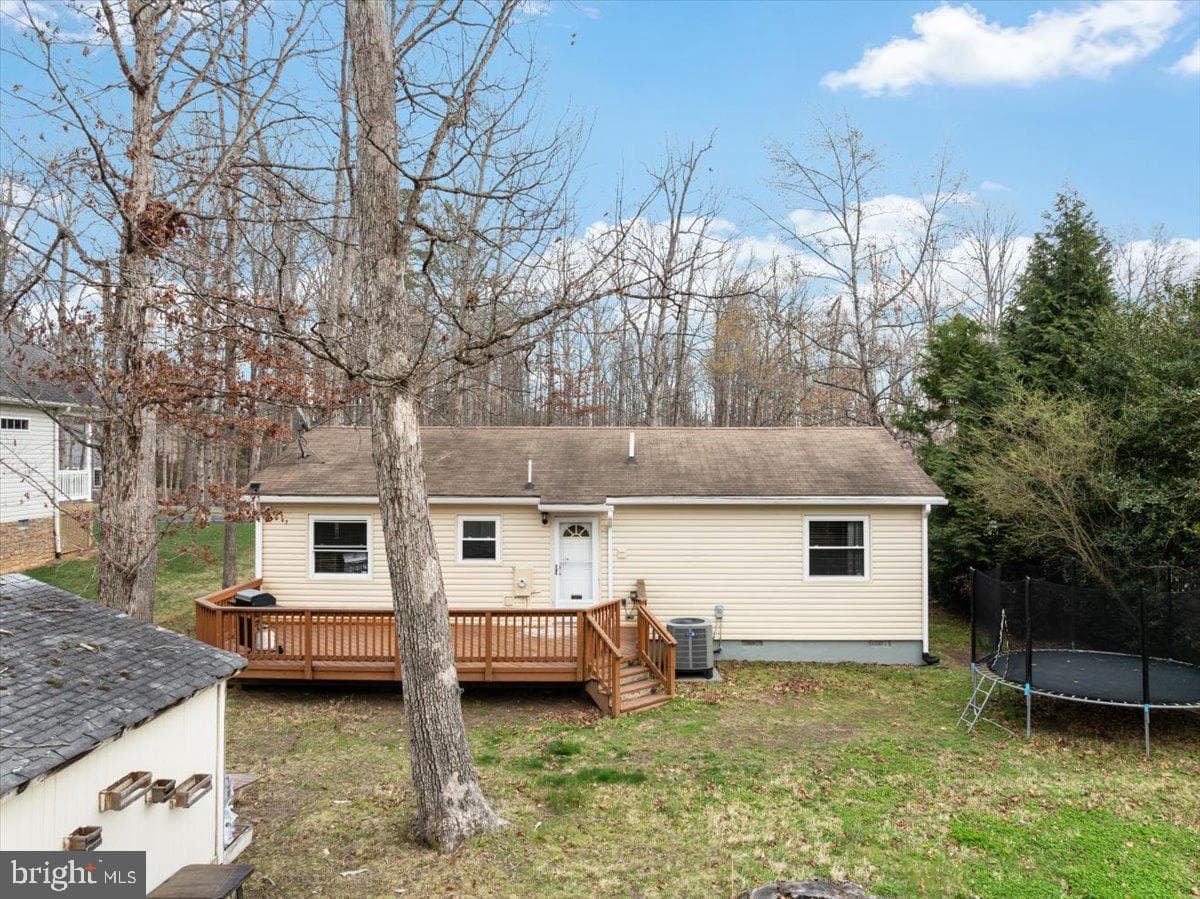 904 Lakeview Parkway photo 38