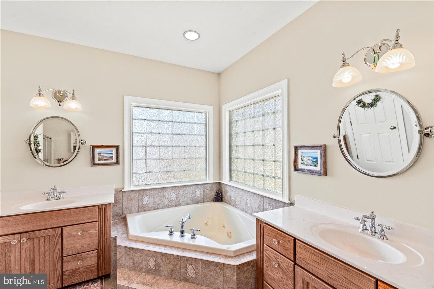 8032 Meadowland Drive photo 35