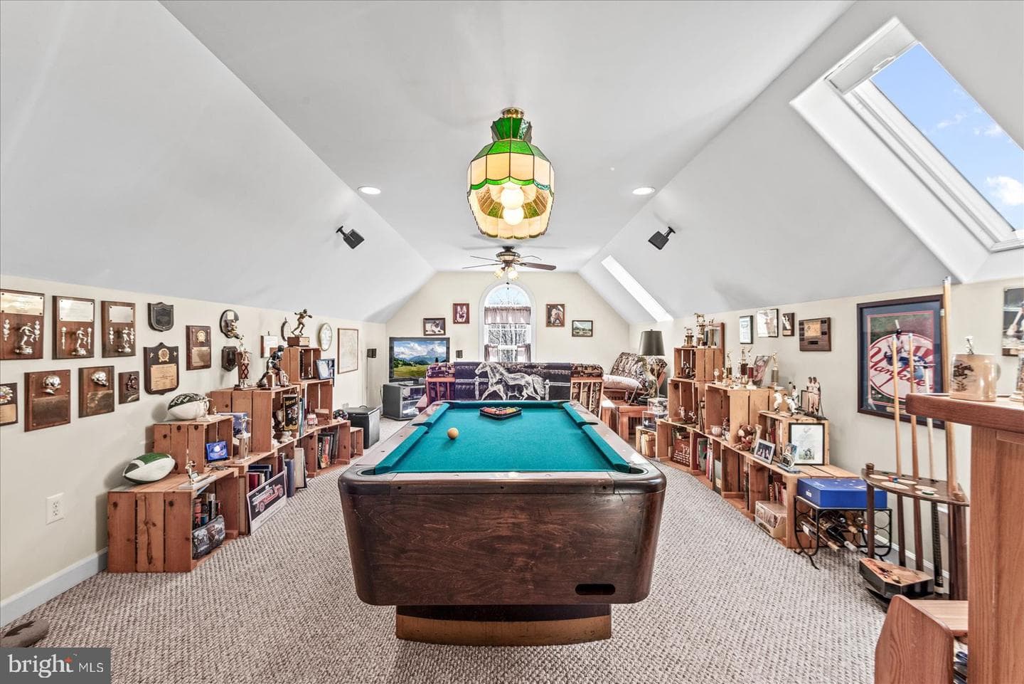 8032 Meadowland Drive photo 45