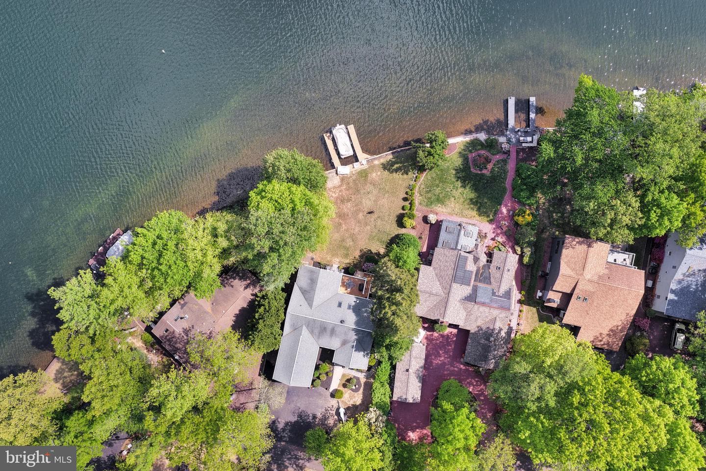 626 Cornwallis Avenue photo 67