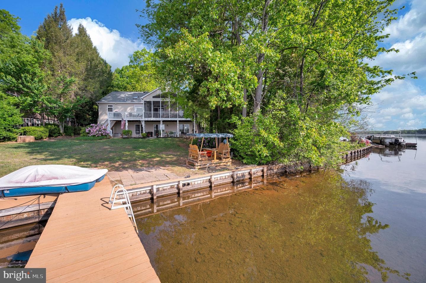 626 Cornwallis Avenue photo 82
