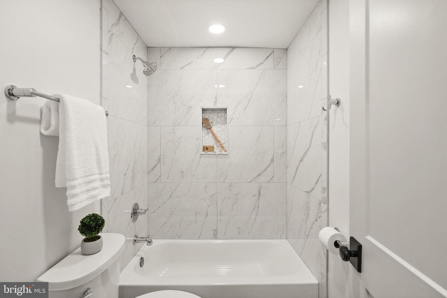 116 Washington Street photo 79