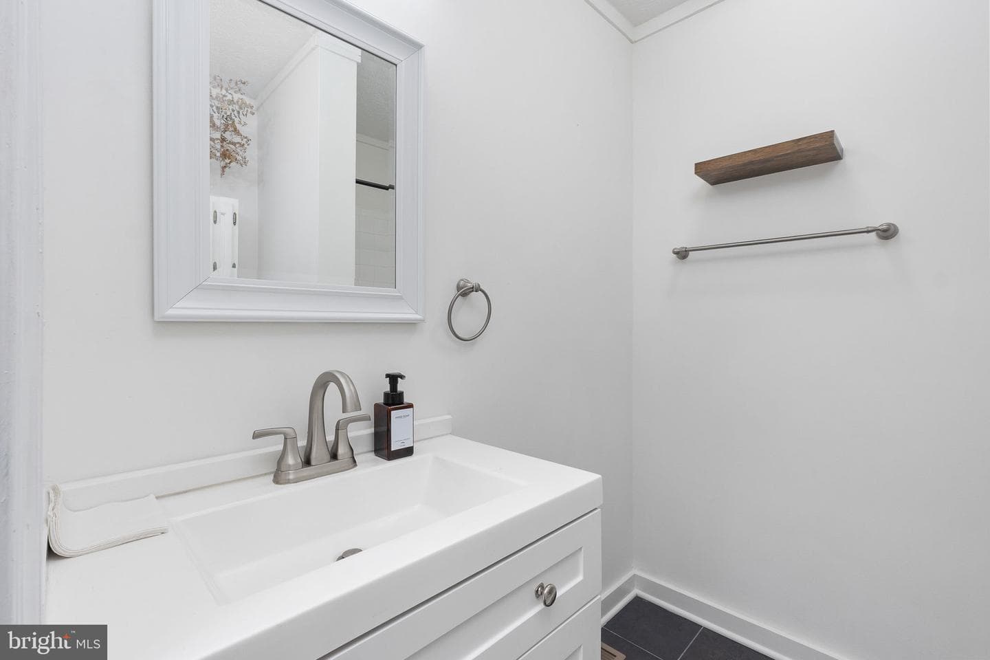 111 Tallwood Trail photo 6