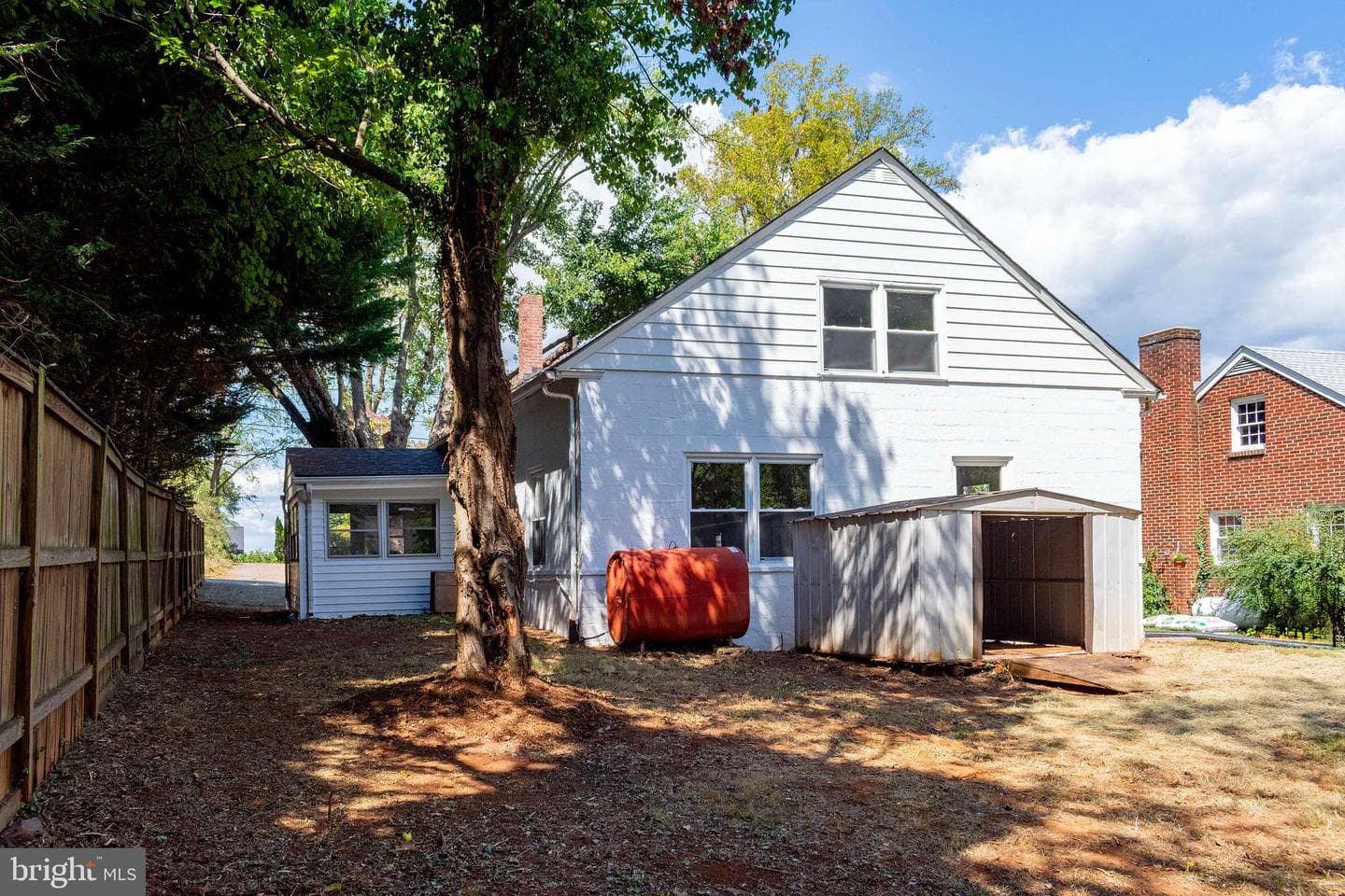 194 Morton St photo 10