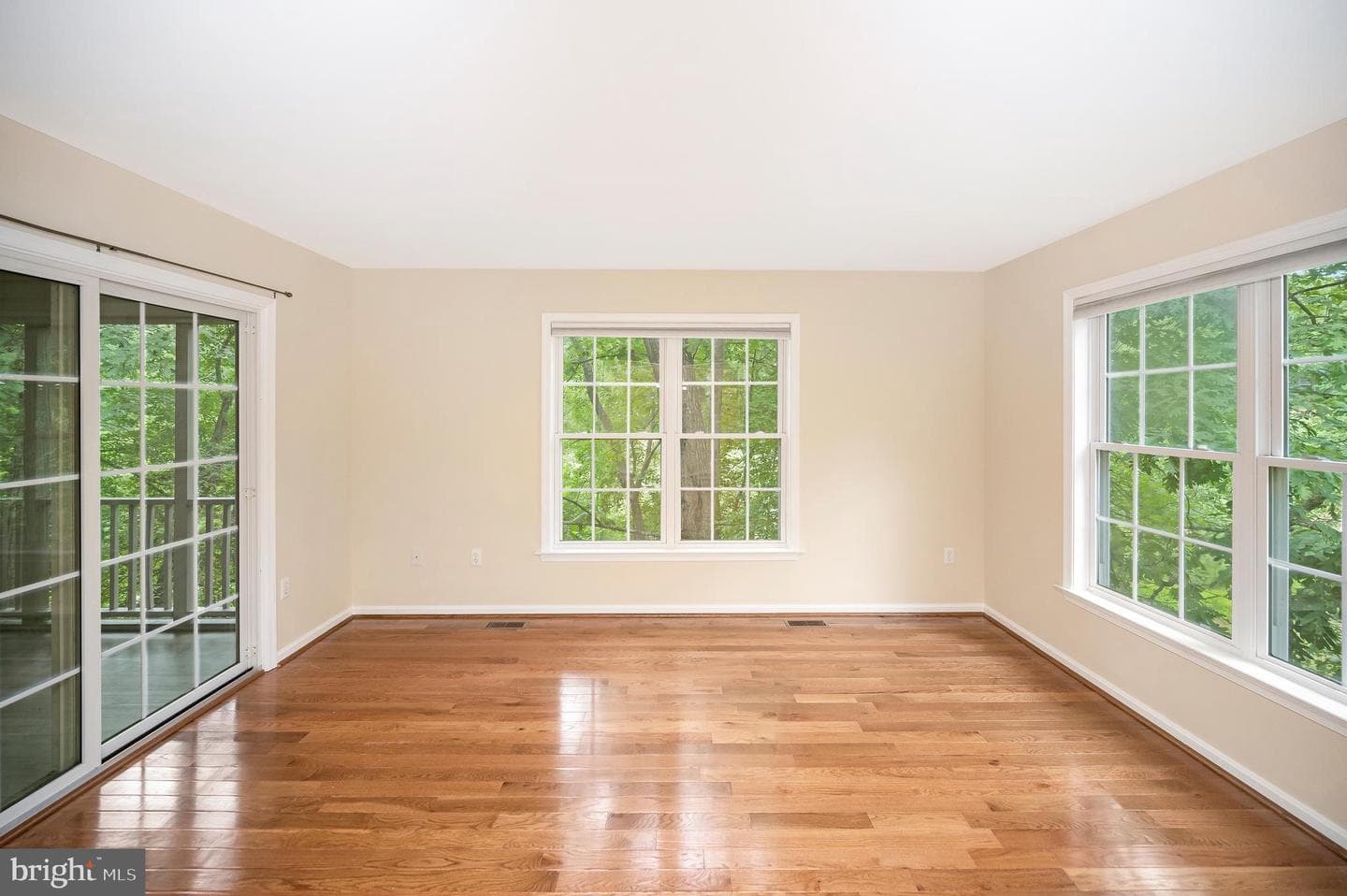 1115 Eastover Parkway photo 46