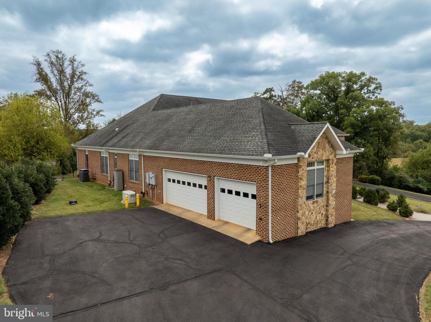17054 Constitution Highway photo 59