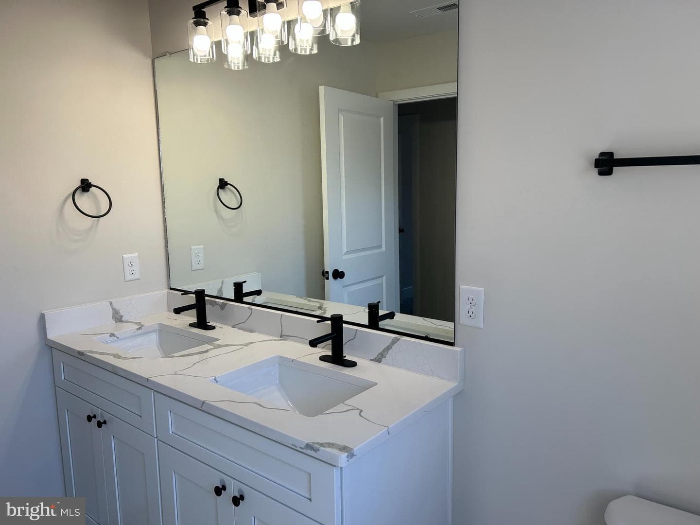 4230 Lakeview Parkway photo 36