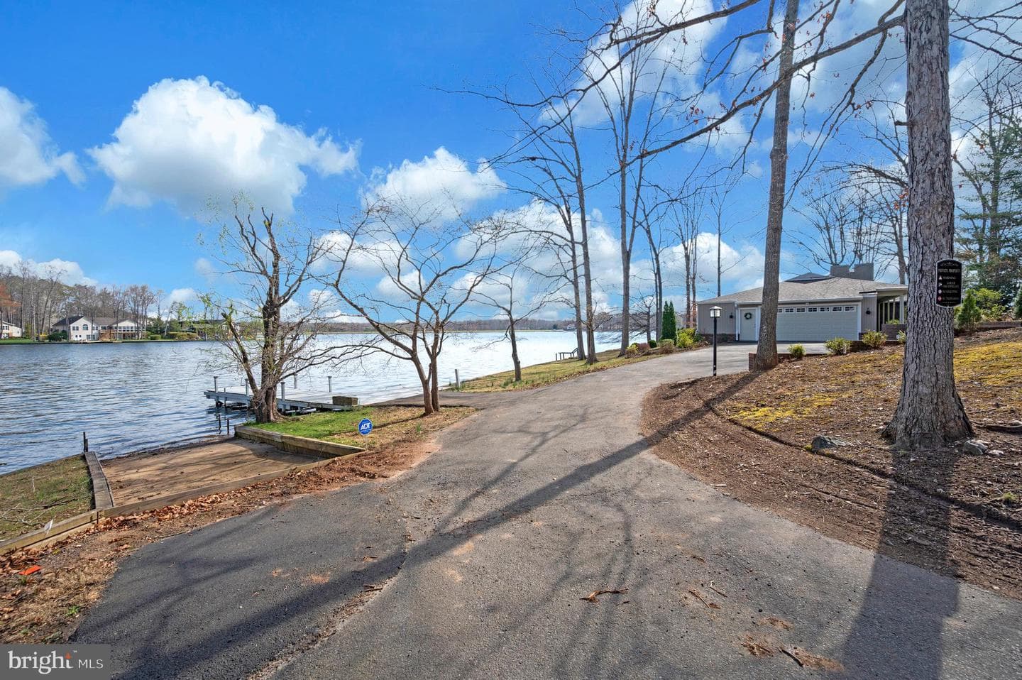104 Spring Grove Lane photo 3