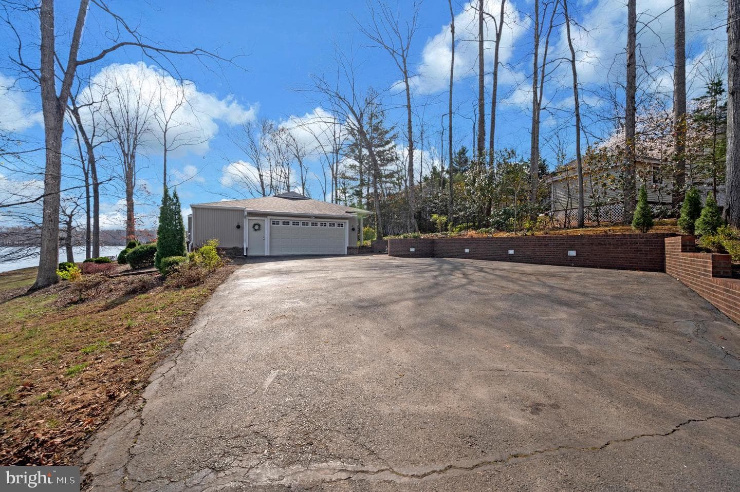 104 Spring Grove Lane photo 4