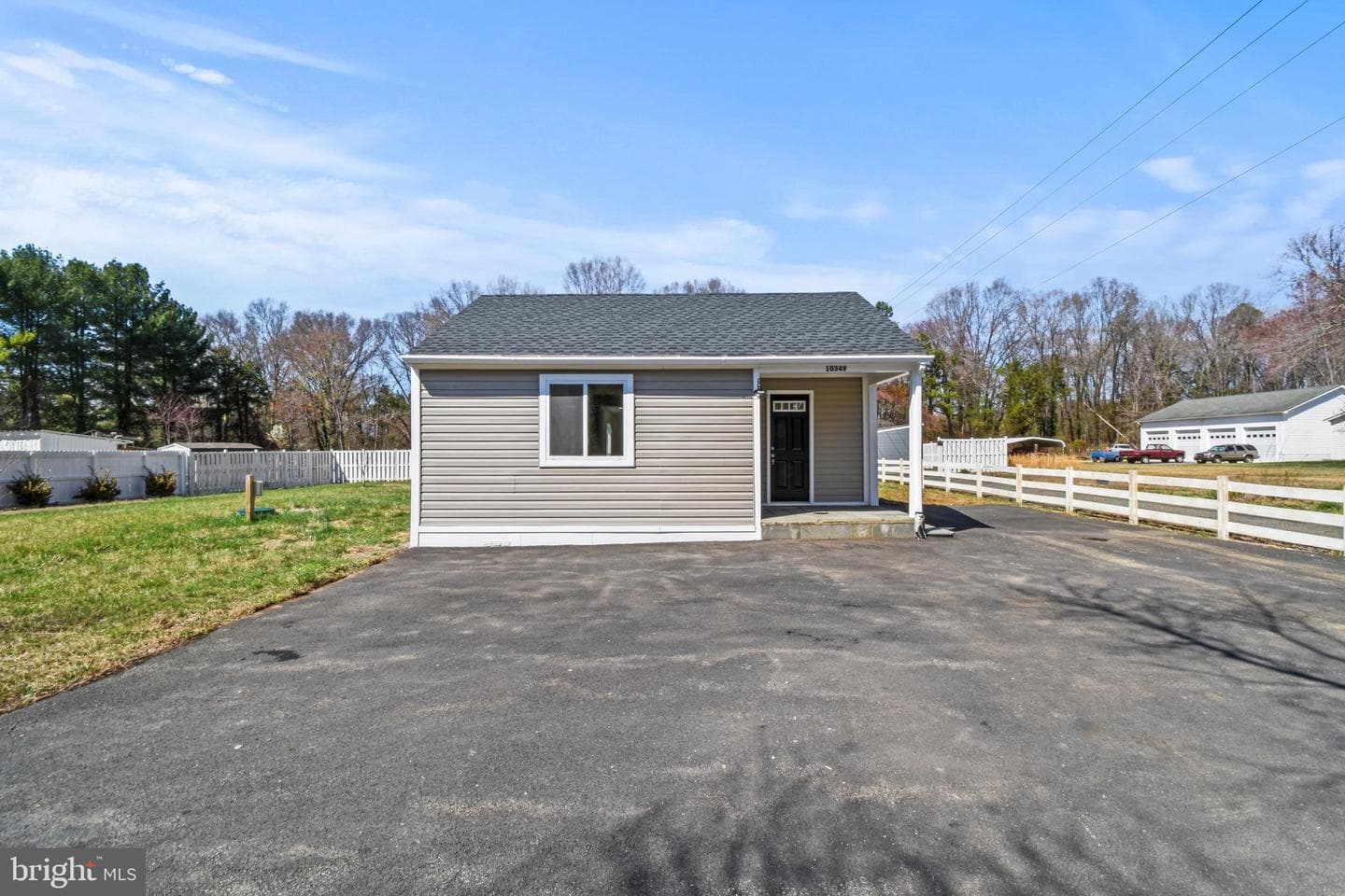 10349 Gordon Avenue photo 2