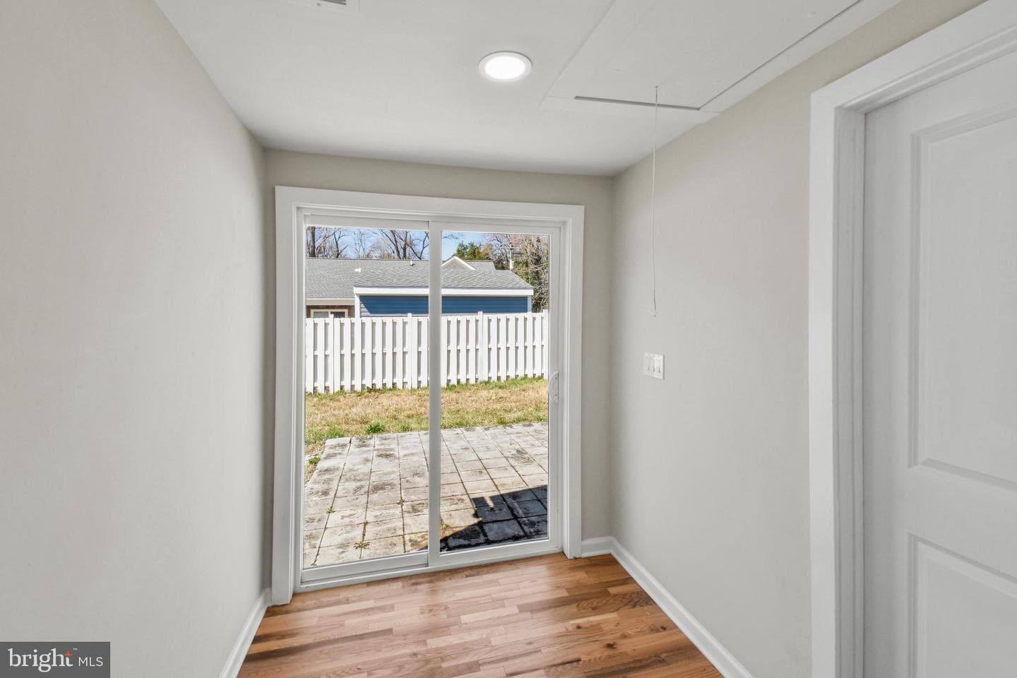10349 Gordon Avenue photo 21