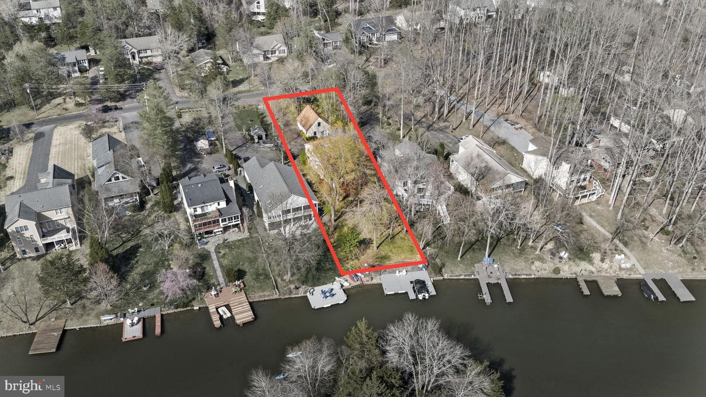 128 Harrison Circle photo 2