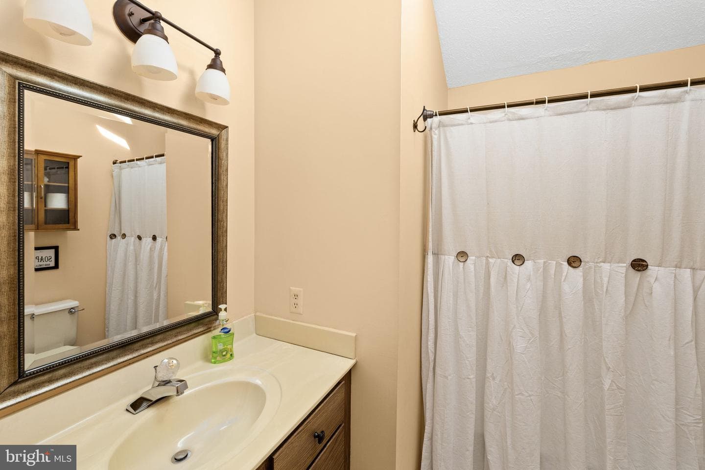 128 Harrison Circle photo 24