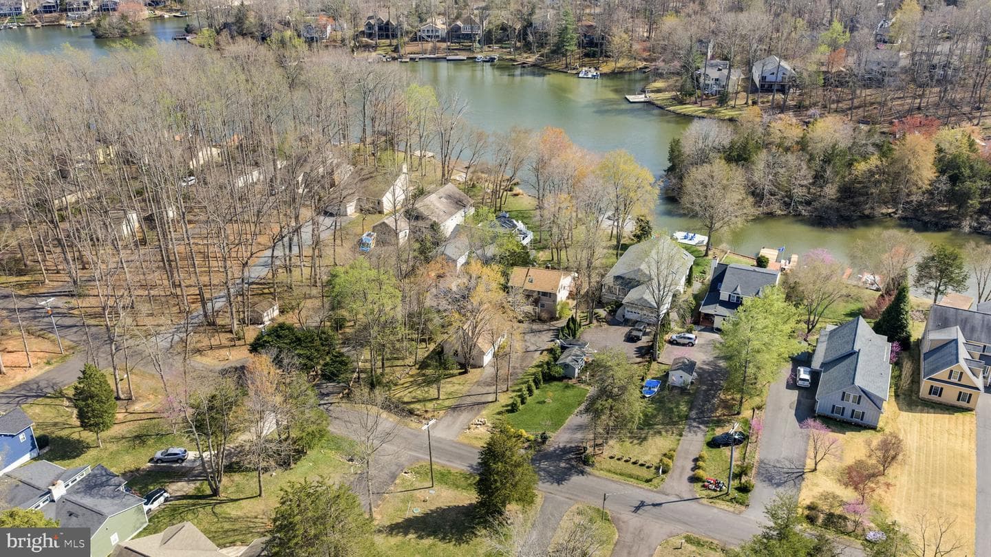 128 Harrison Circle photo 50