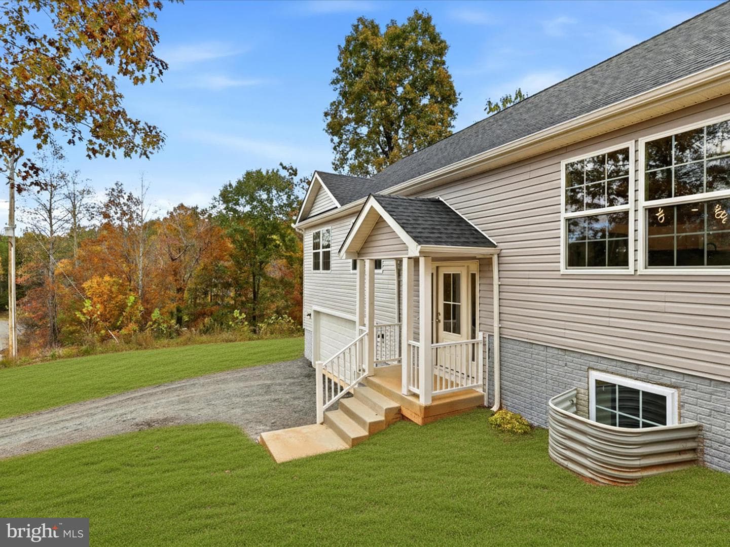 3281 Russel Run Road photo 5
