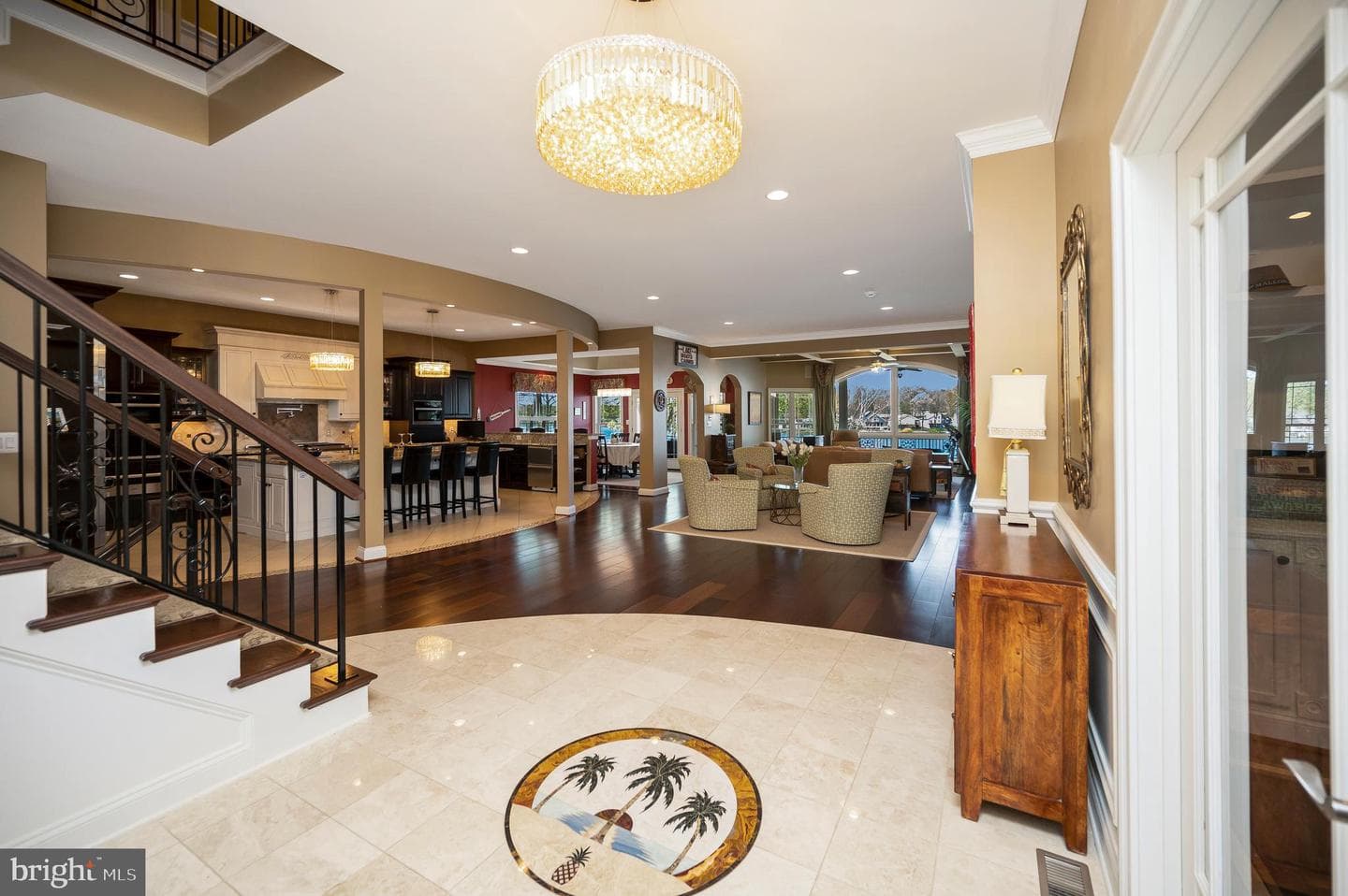 206 Madison Circle photo 10