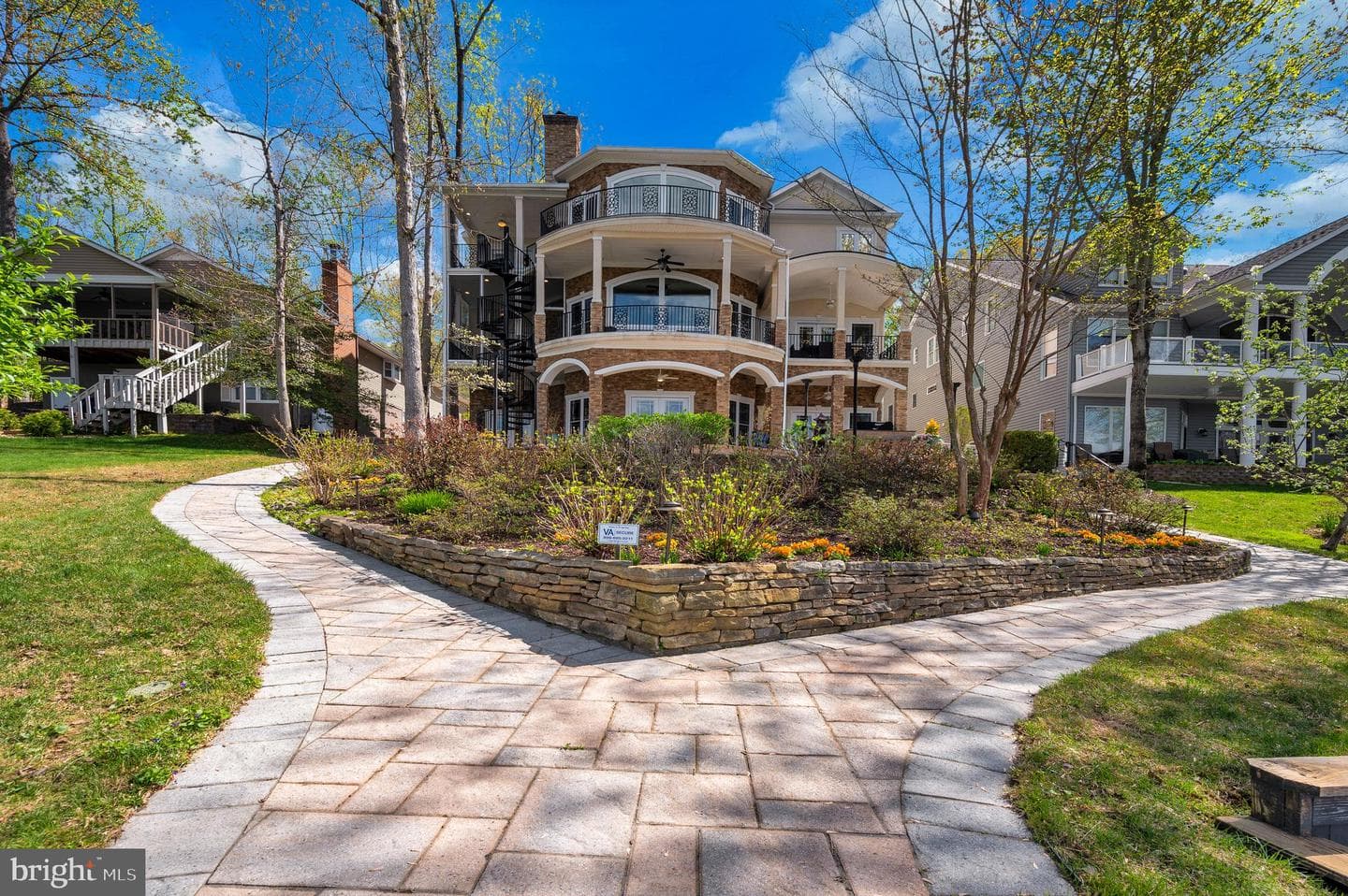 206 Madison Circle photo 113