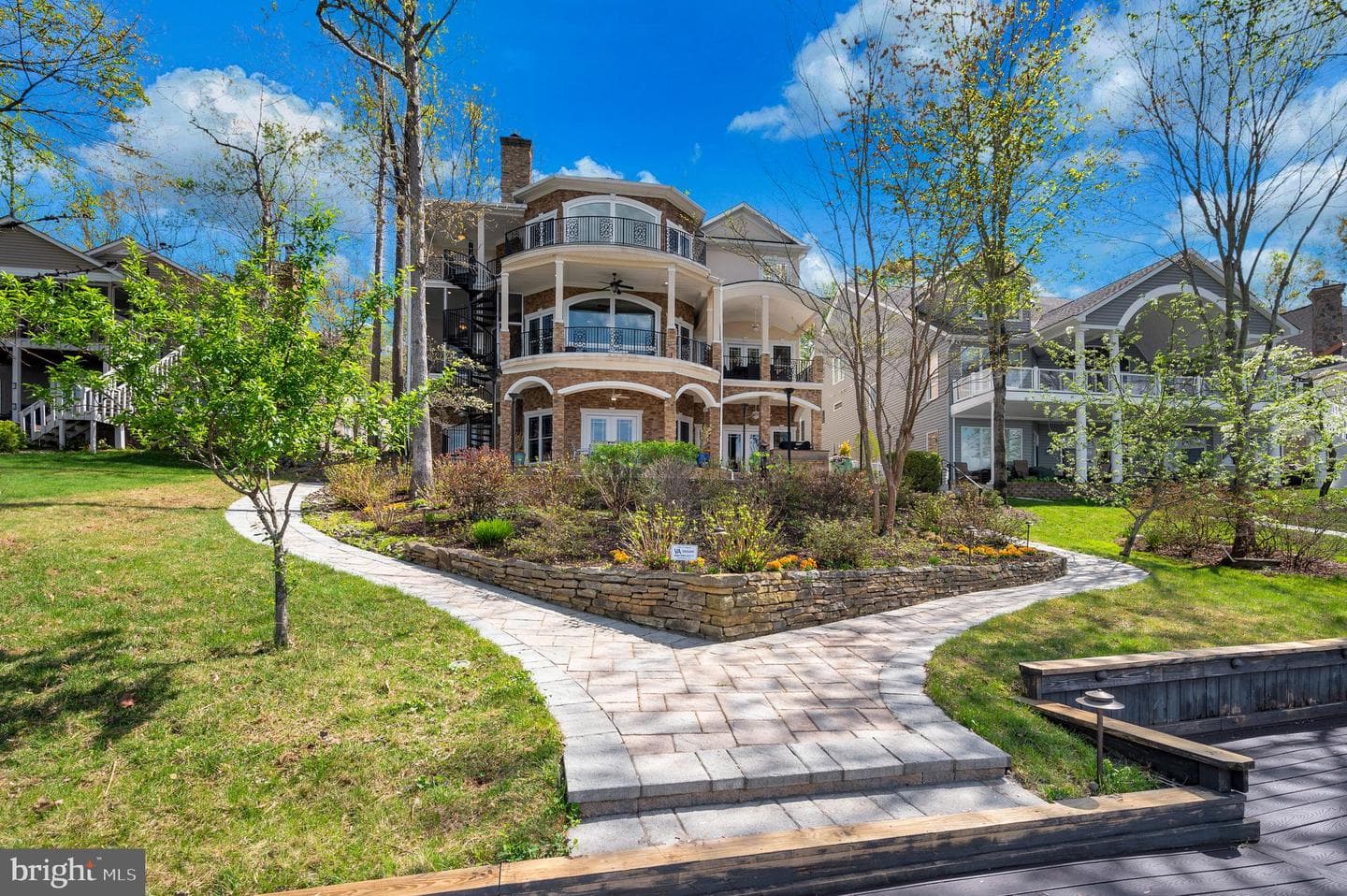 206 Madison Circle photo 114