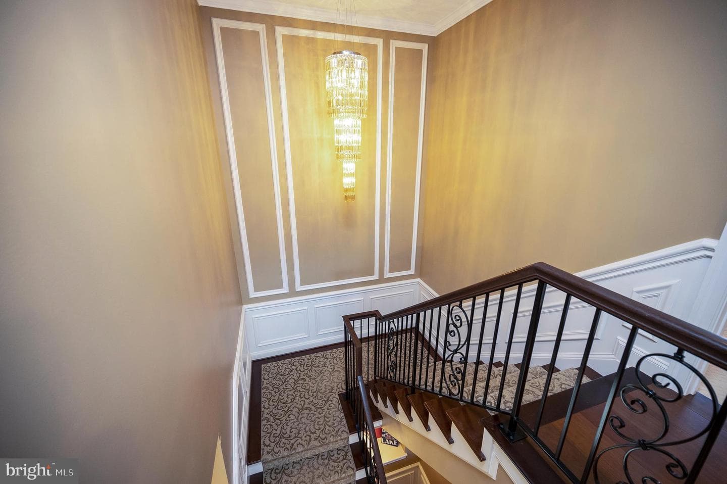 206 Madison Circle photo 54