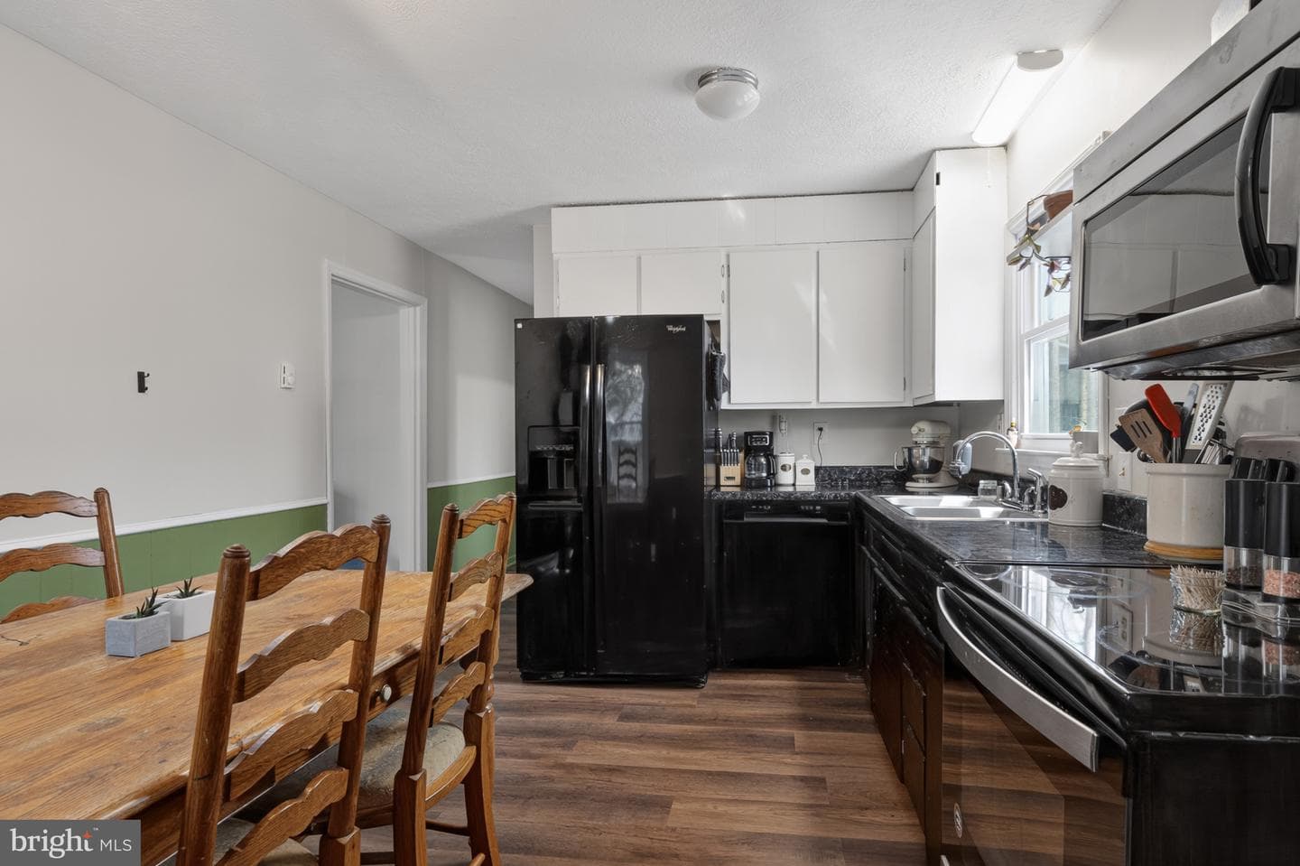 205 Monument Road photo 12
