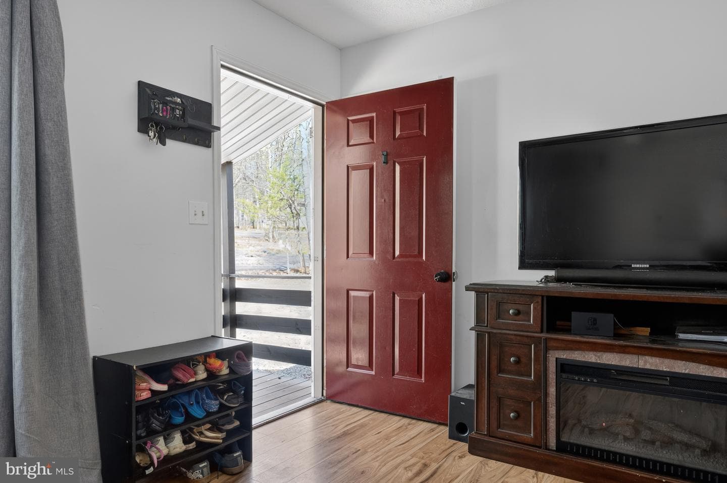 205 Monument Road photo 5