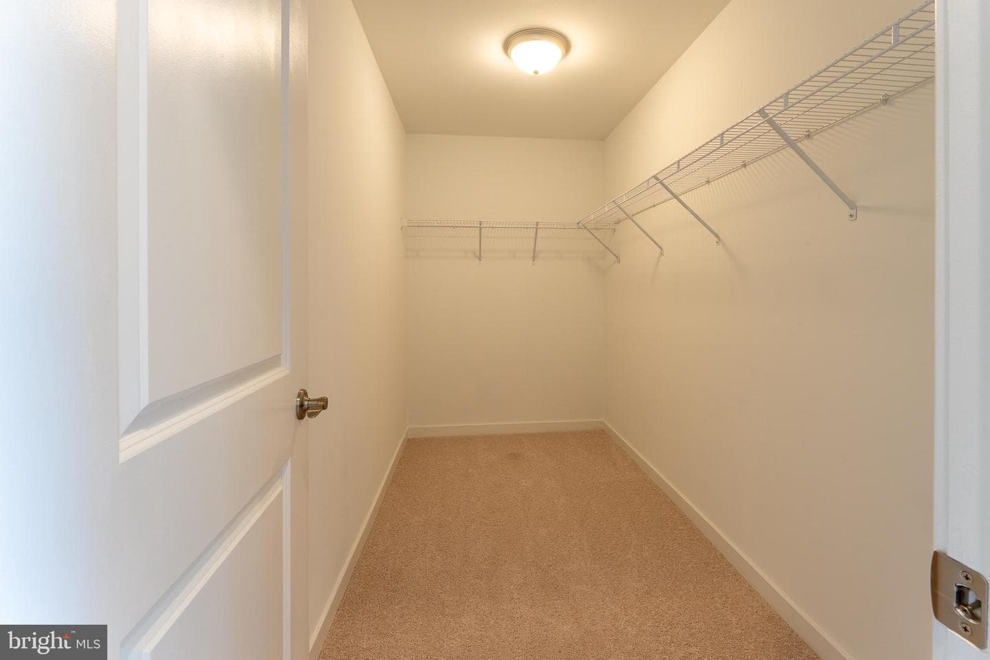 136 S Almond Street photo 30