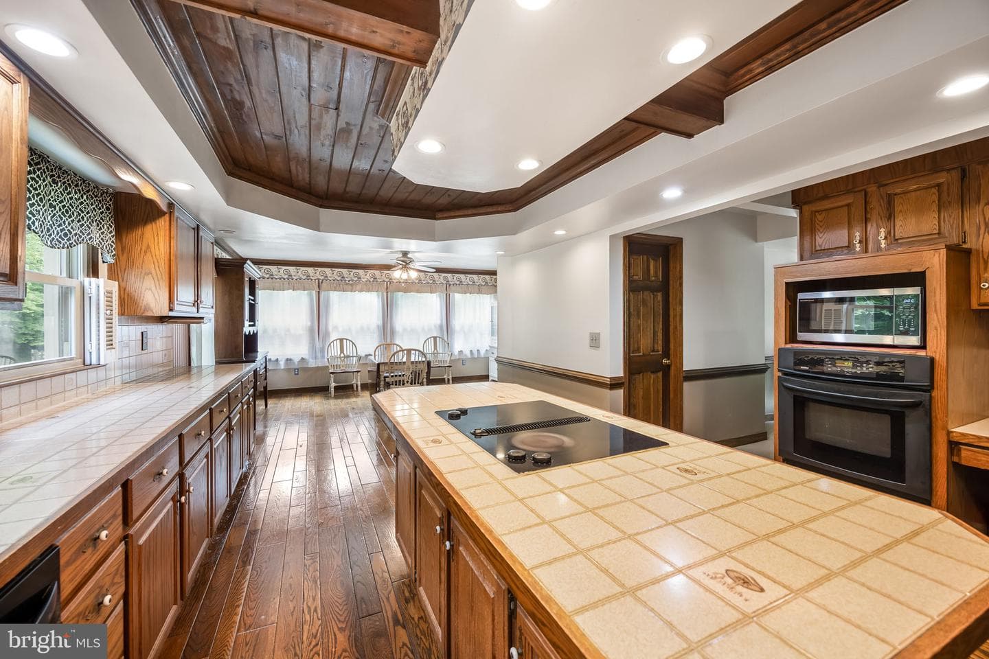 2065 Spotswood Drive photo 15