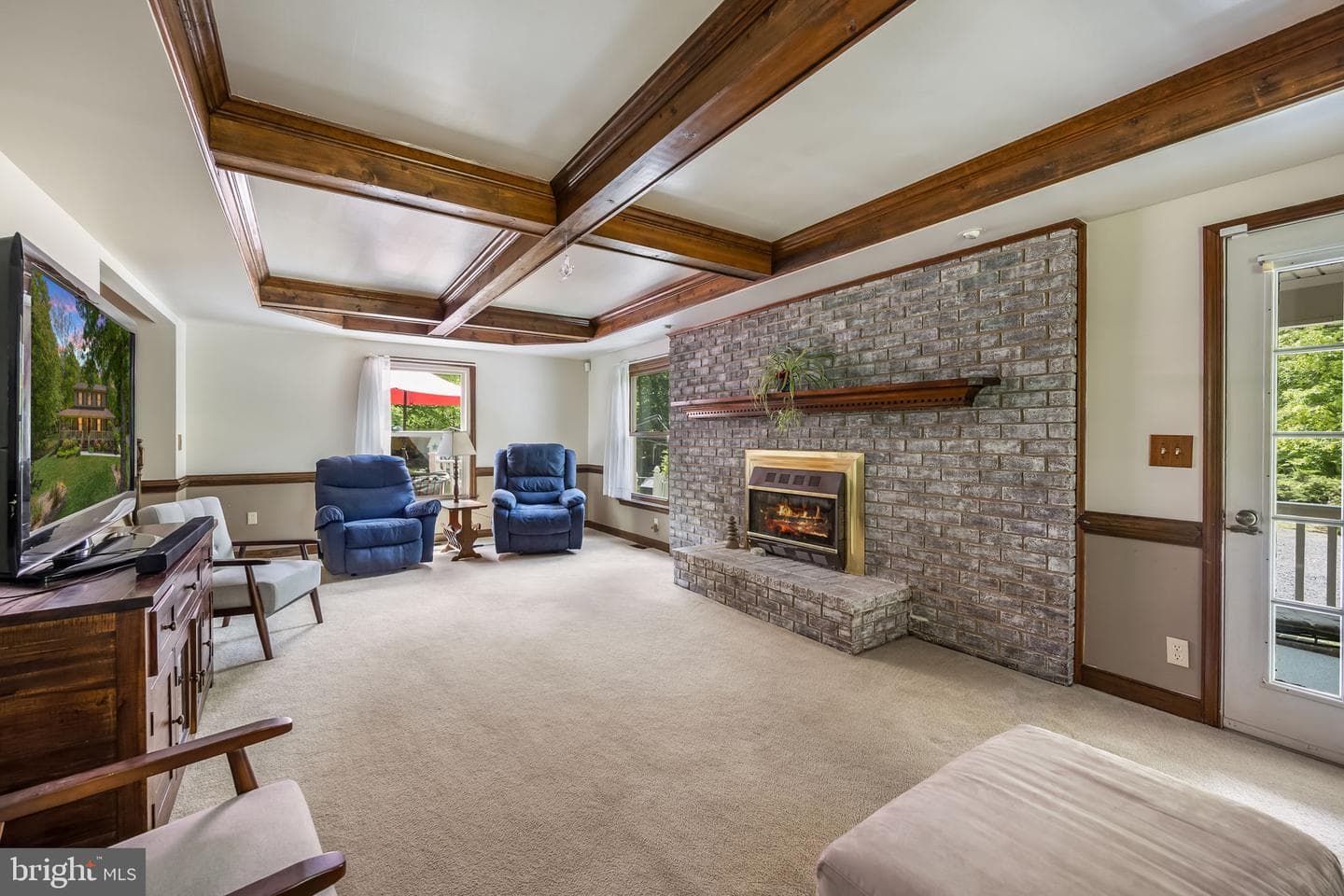 2065 Spotswood Drive photo 8
