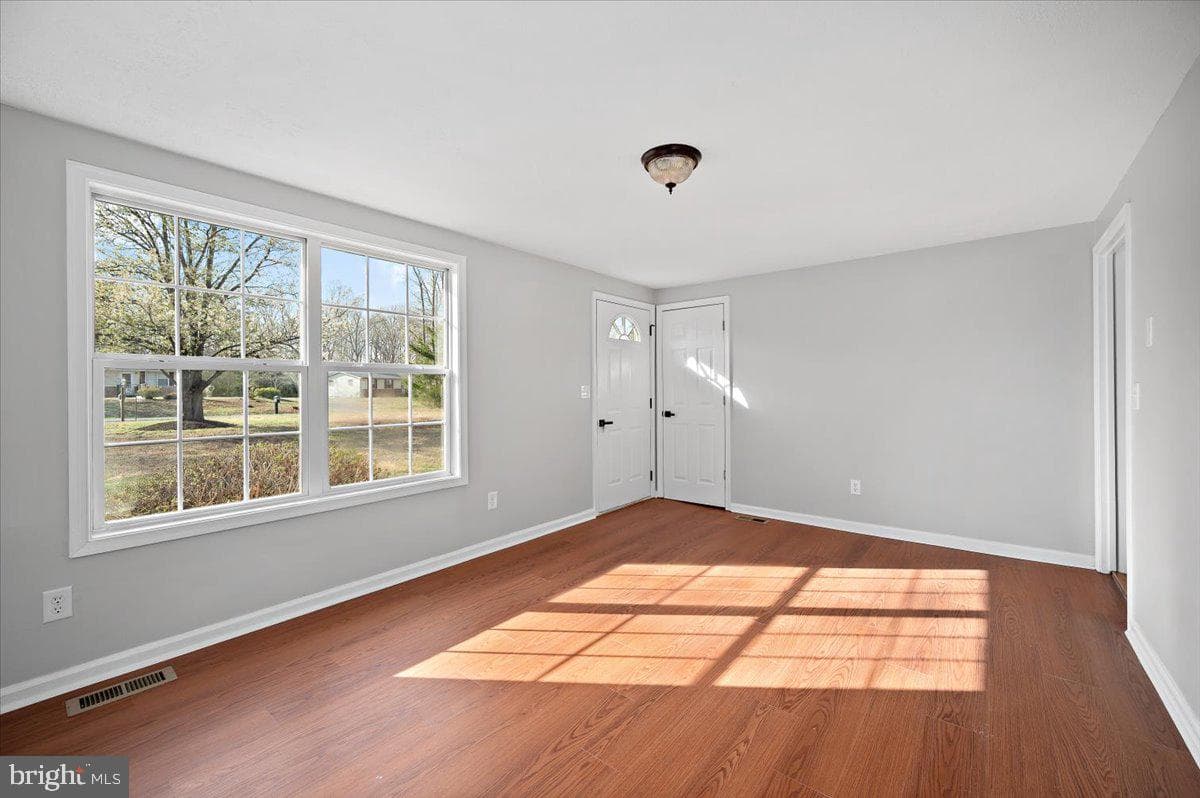 12275 Fox Den Ln photo 20