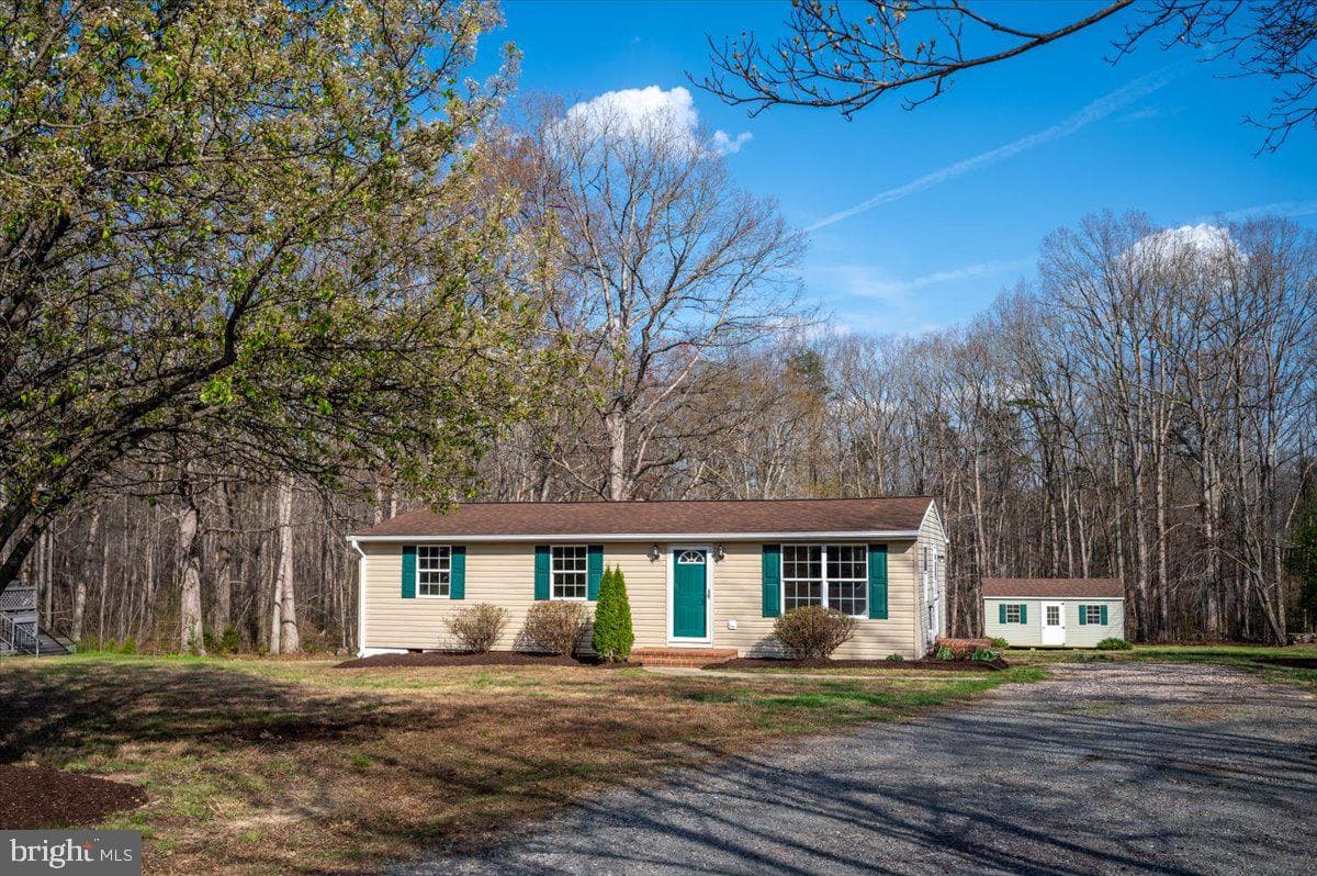 12275 Fox Den Ln photo 3