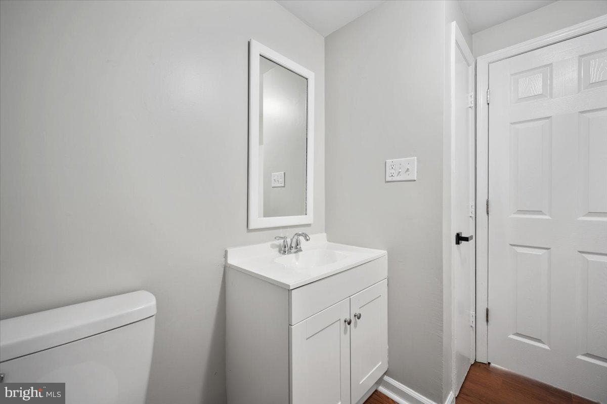 12275 Fox Den Ln photo 38