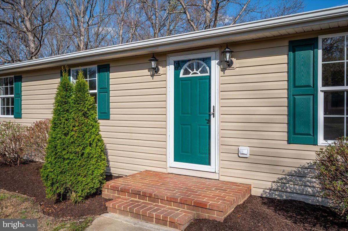 12275 Fox Den Ln photo 8