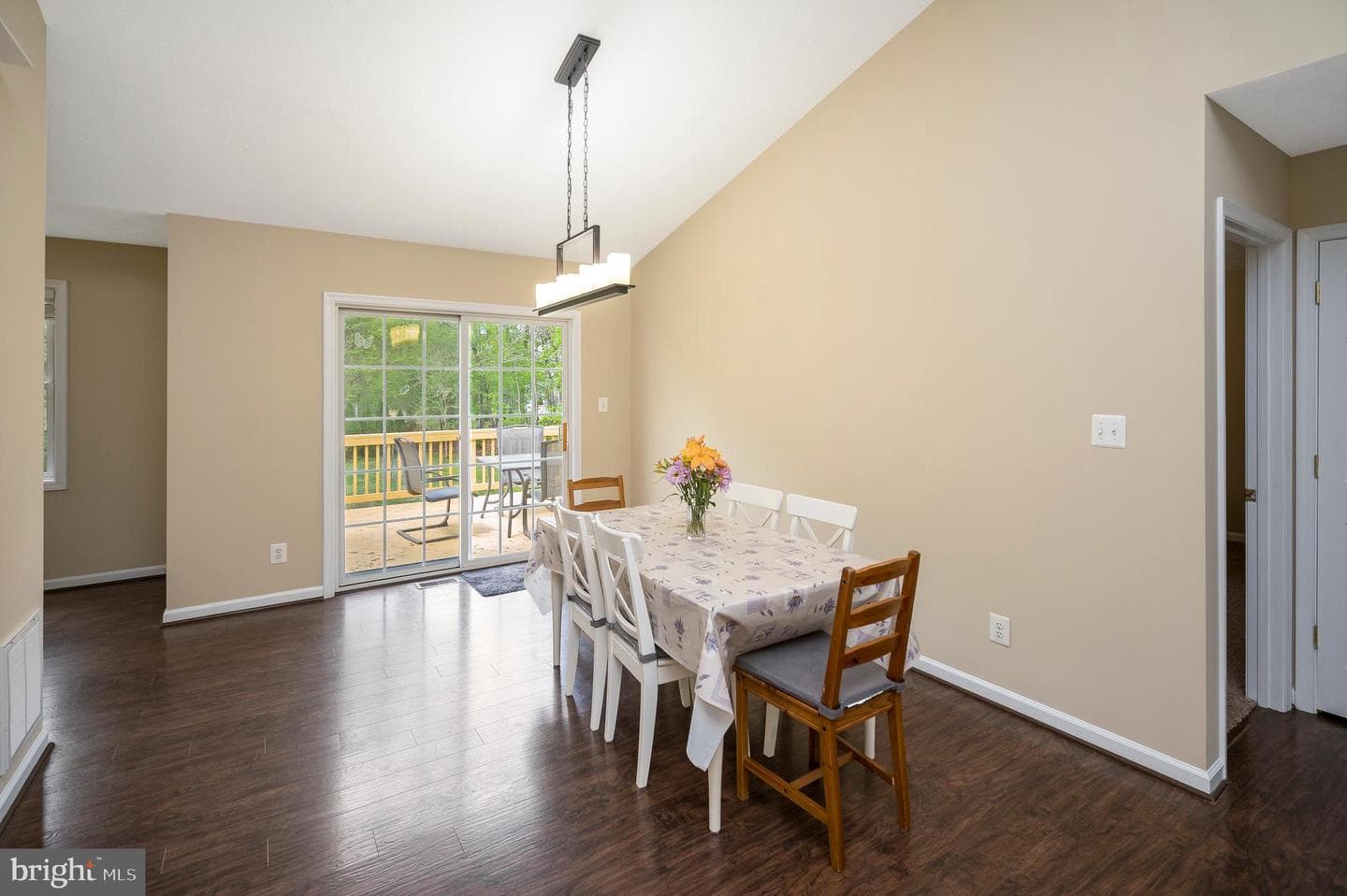 506 Yorktown Boulevard photo 10