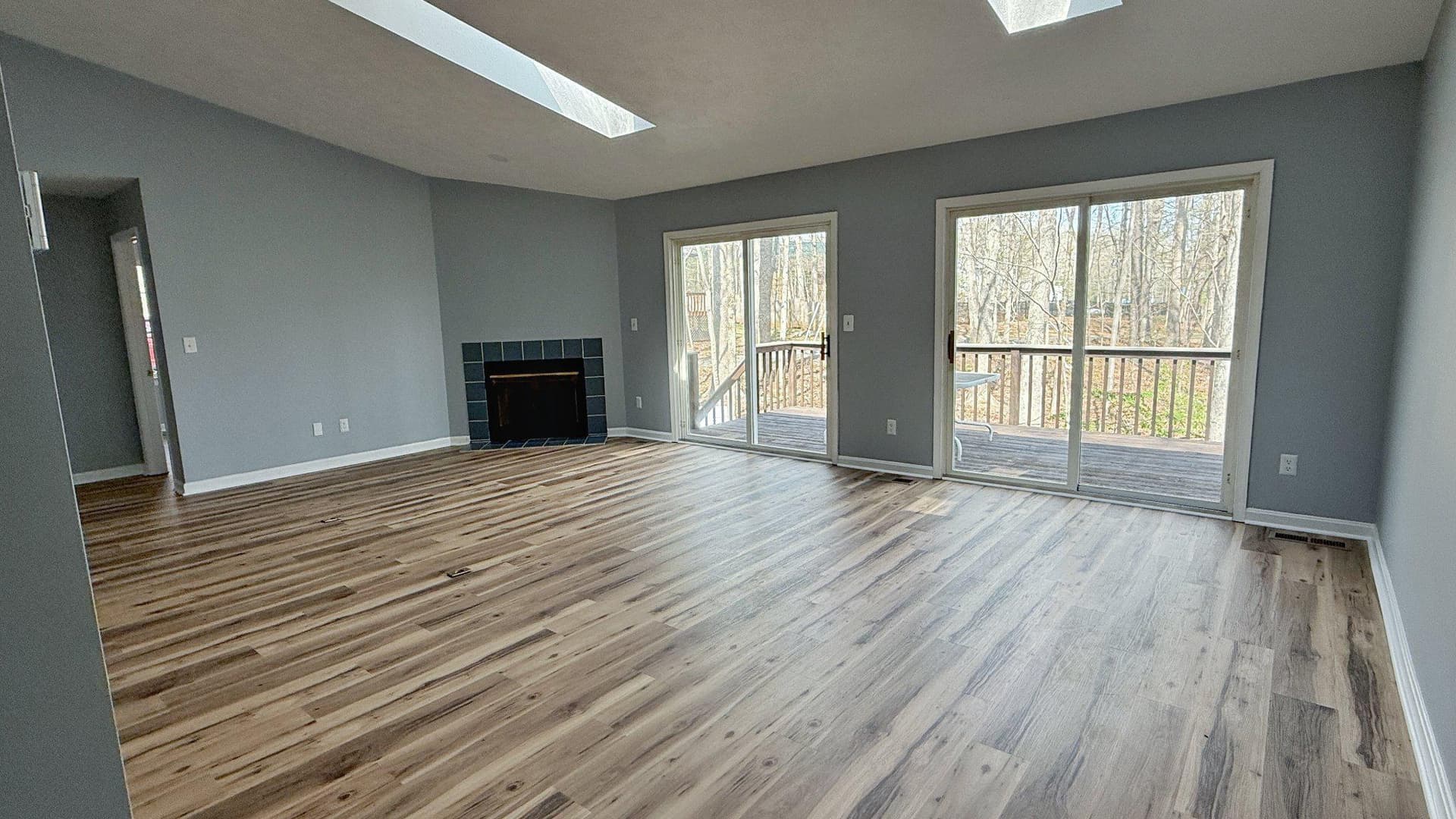 533 Mount Pleasant Drive photo 4