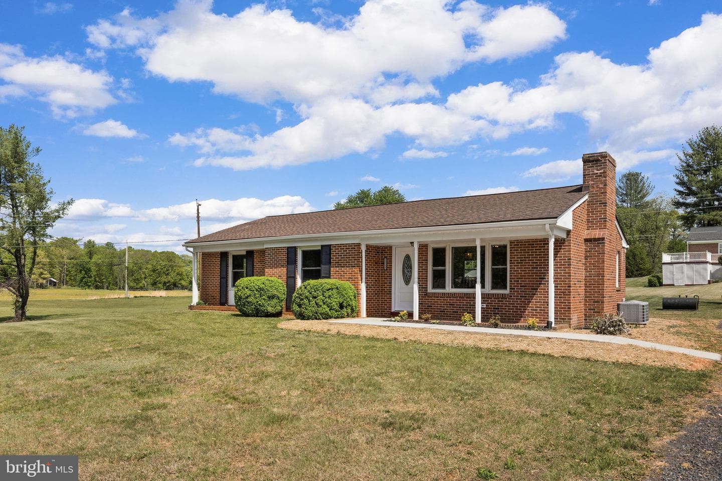 12157 Octonia Road photo 3