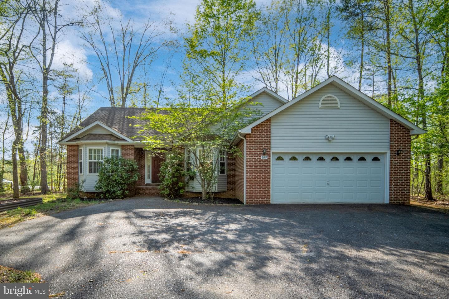 109 Cedar Court photo 3